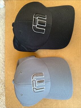 Travis Mathew Two-Pack Baseball Caps - Gray & Black
